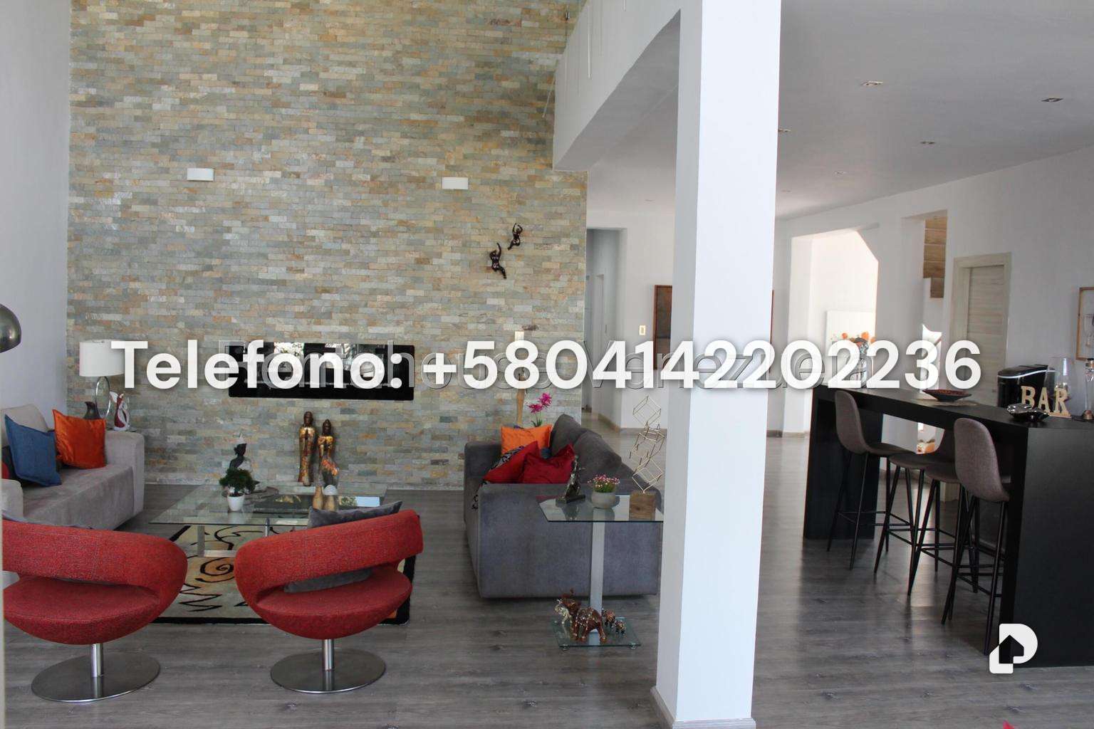 Casa en Altamira, Caracas – 15