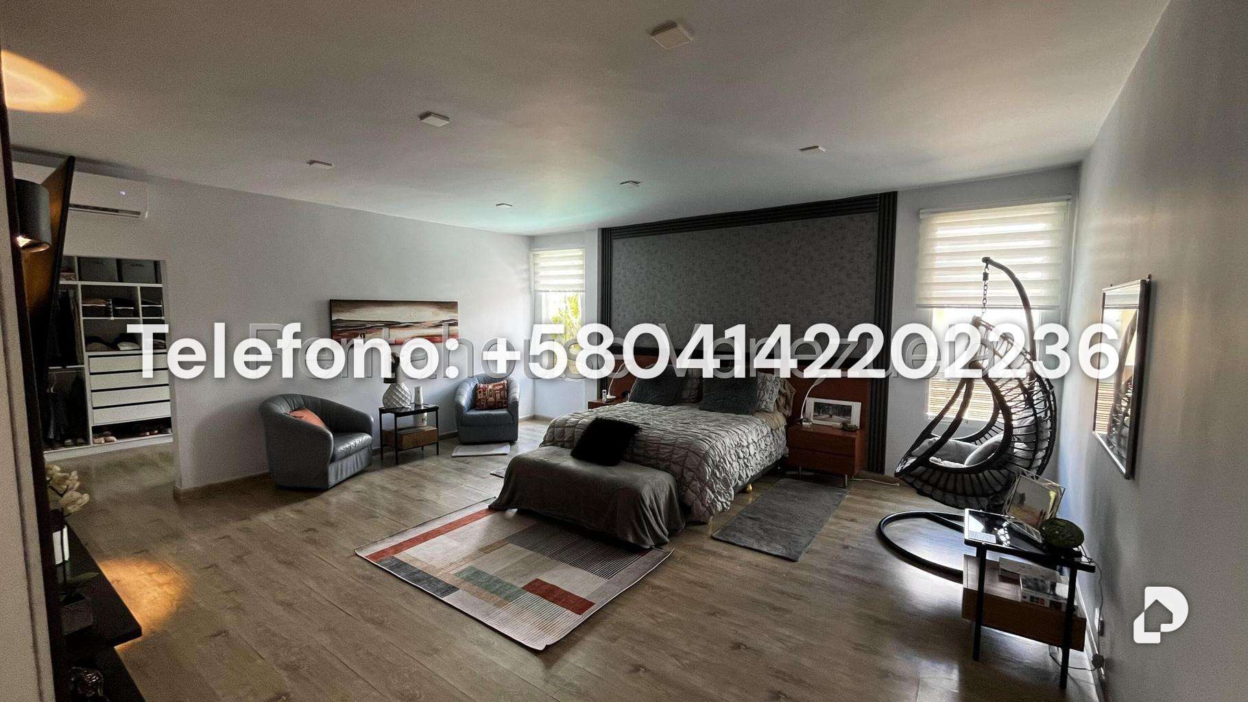 Casa en Altamira, Caracas – 74