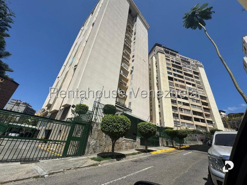 Apartamento en Prados del Este, Caracas – 1