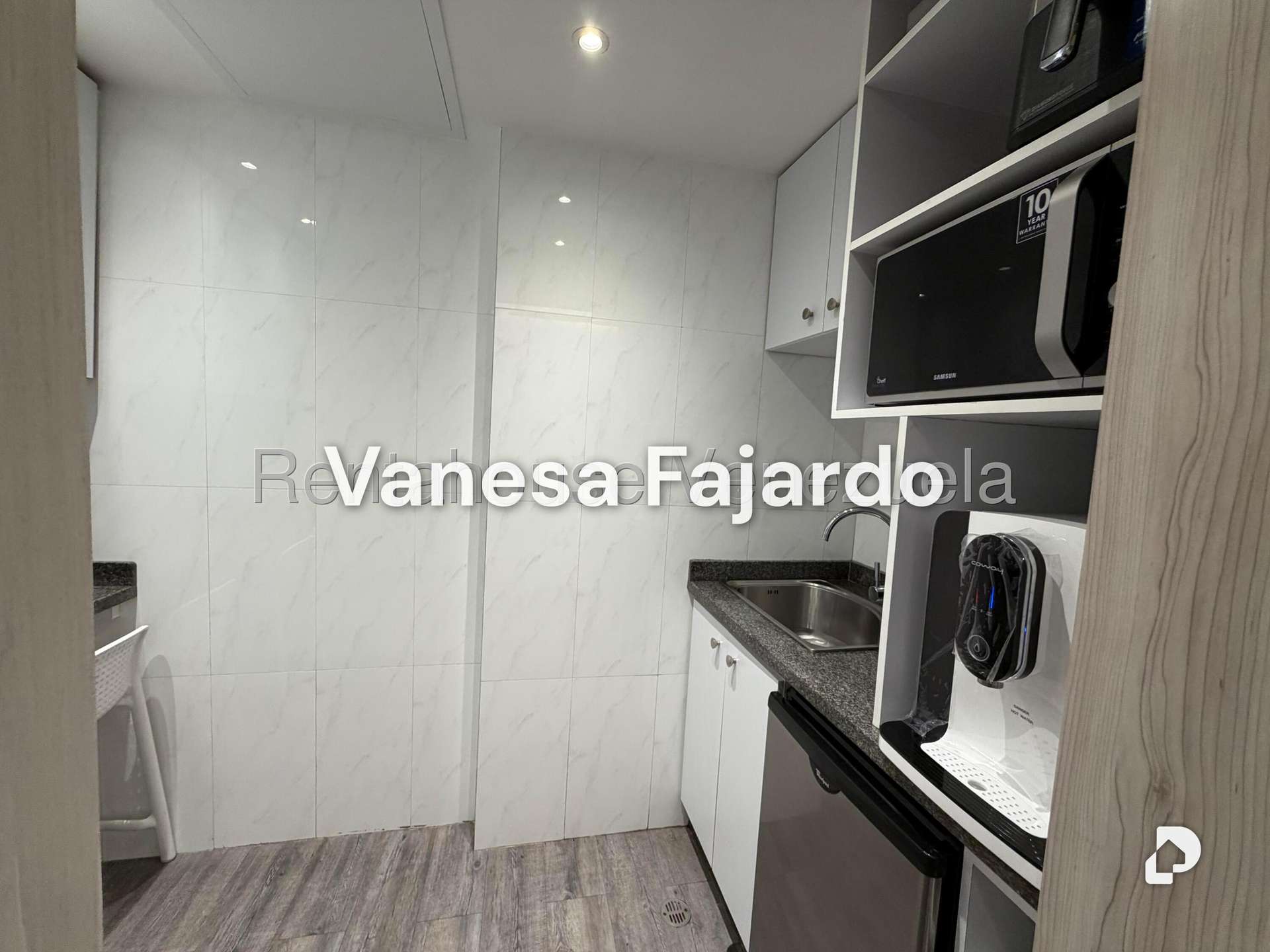 Oficina en El Rosal, Caracas – 19