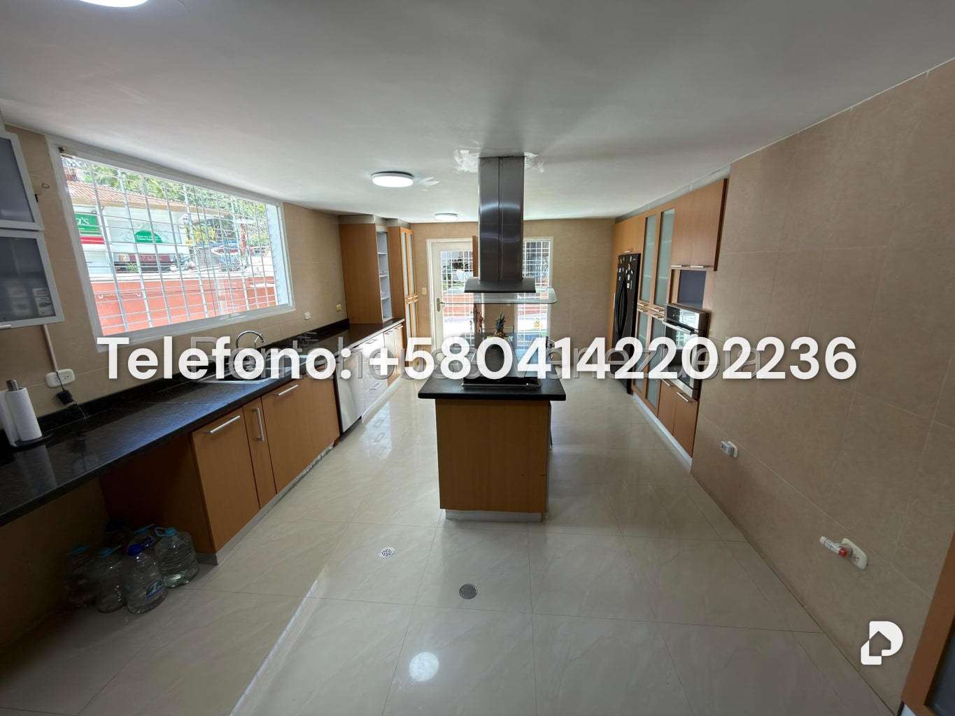 Casa en Prados del Este, Caracas – 8