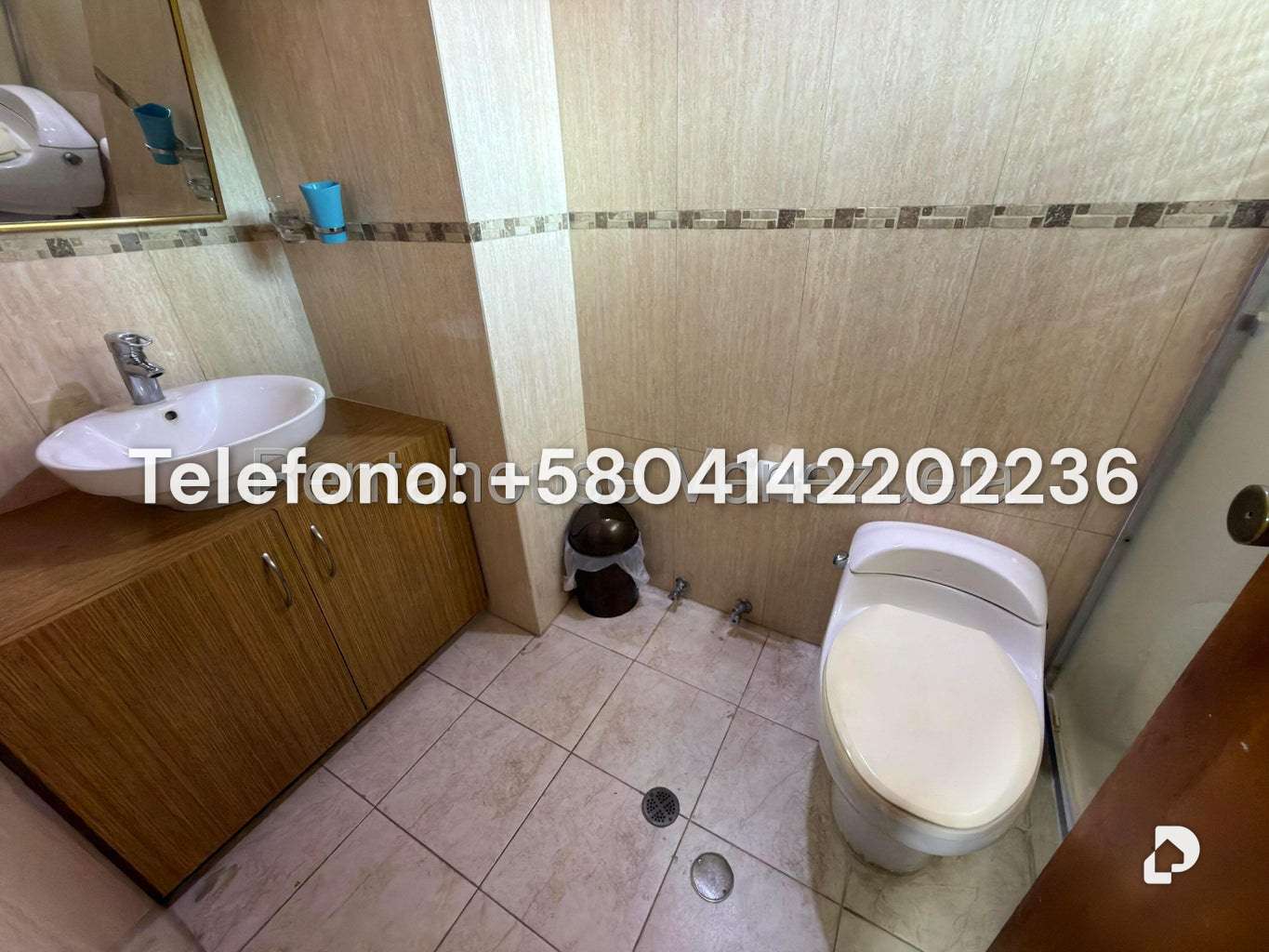 Casa en Prados del Este, Caracas – 23