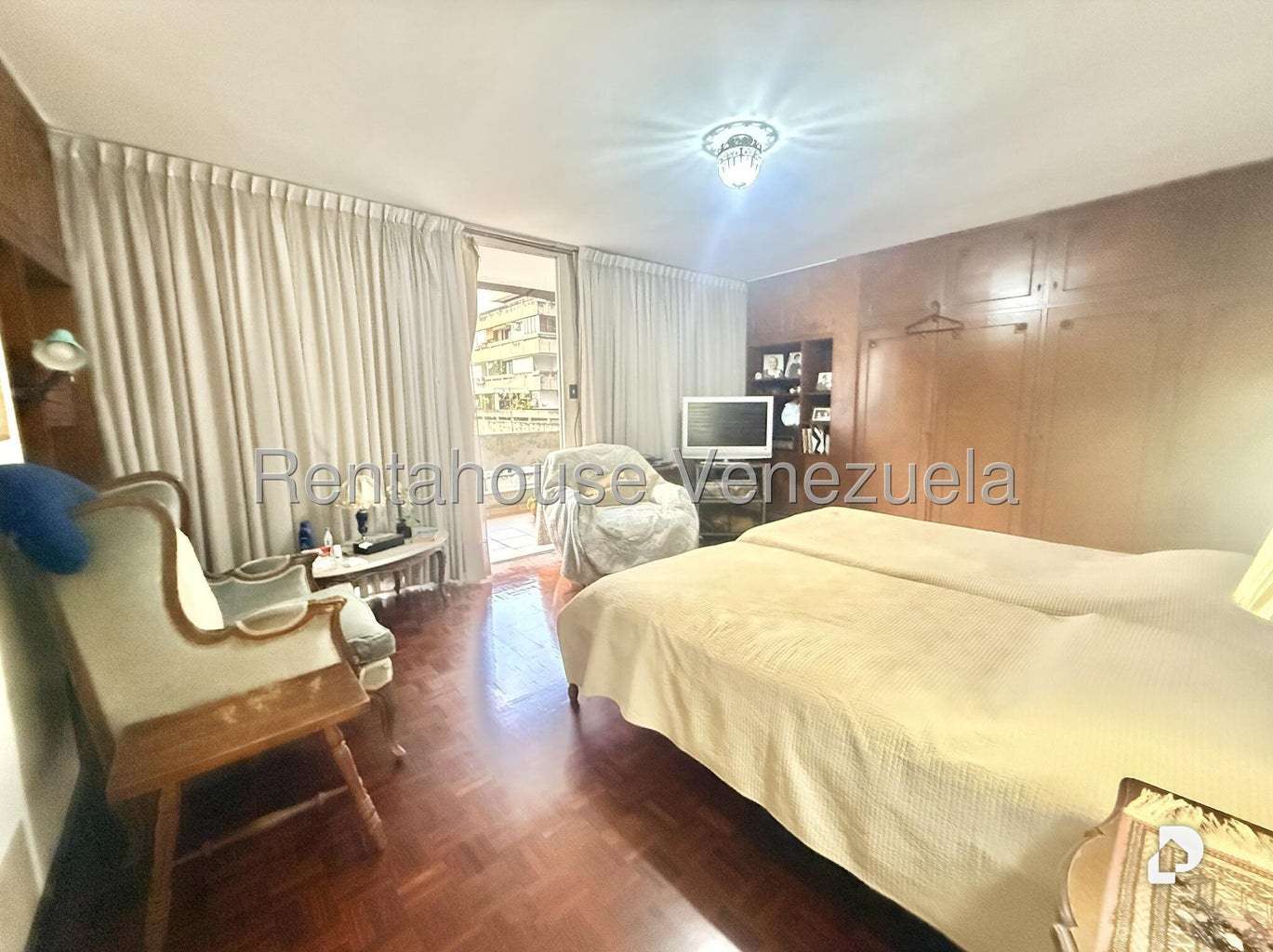 Apartamento en Prados del Este, Caracas – 35