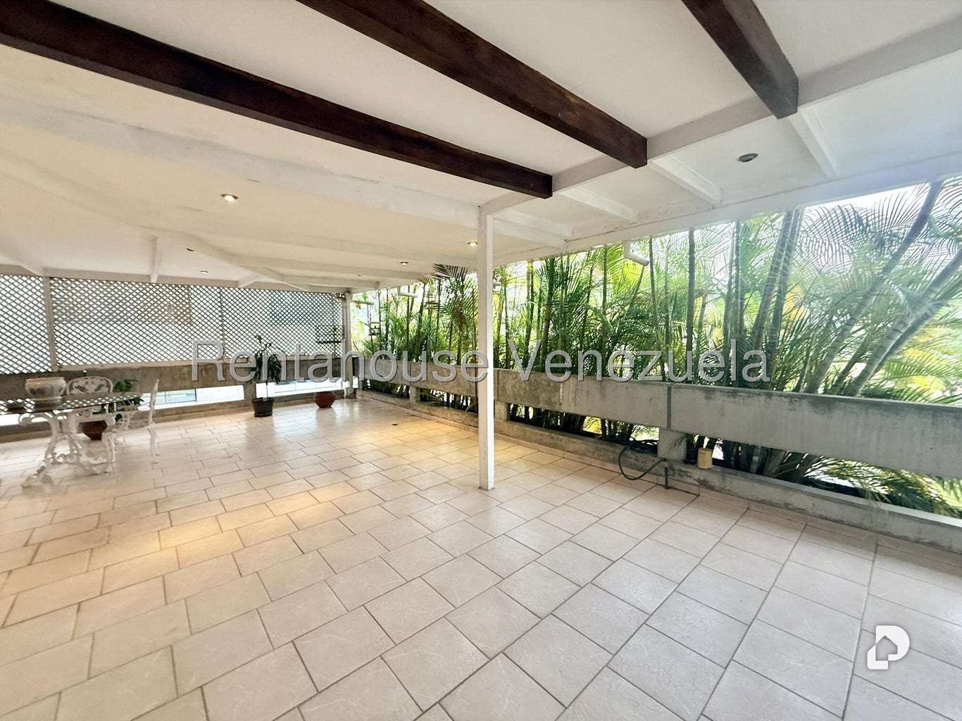 Apartamento en Prados del Este, Caracas – 11