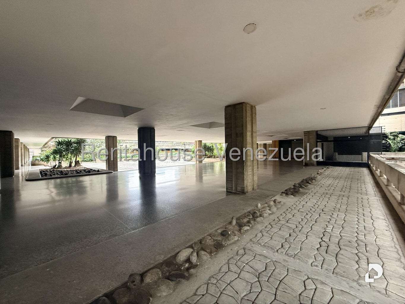 Apartamento en Prados del Este, Caracas – 4