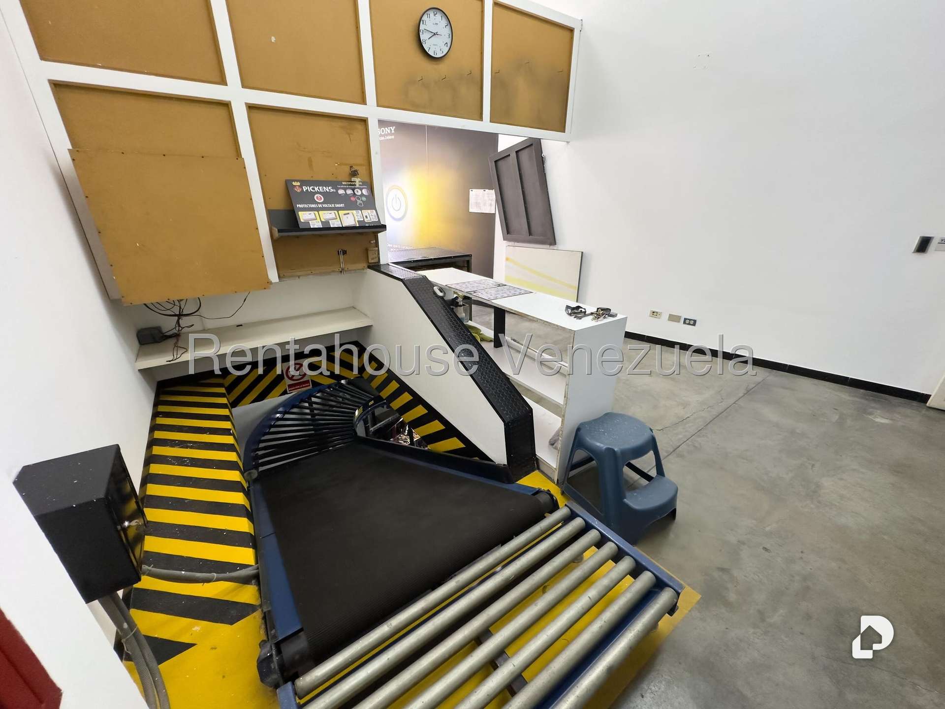 Local comercial en Chacao, Caracas – 24