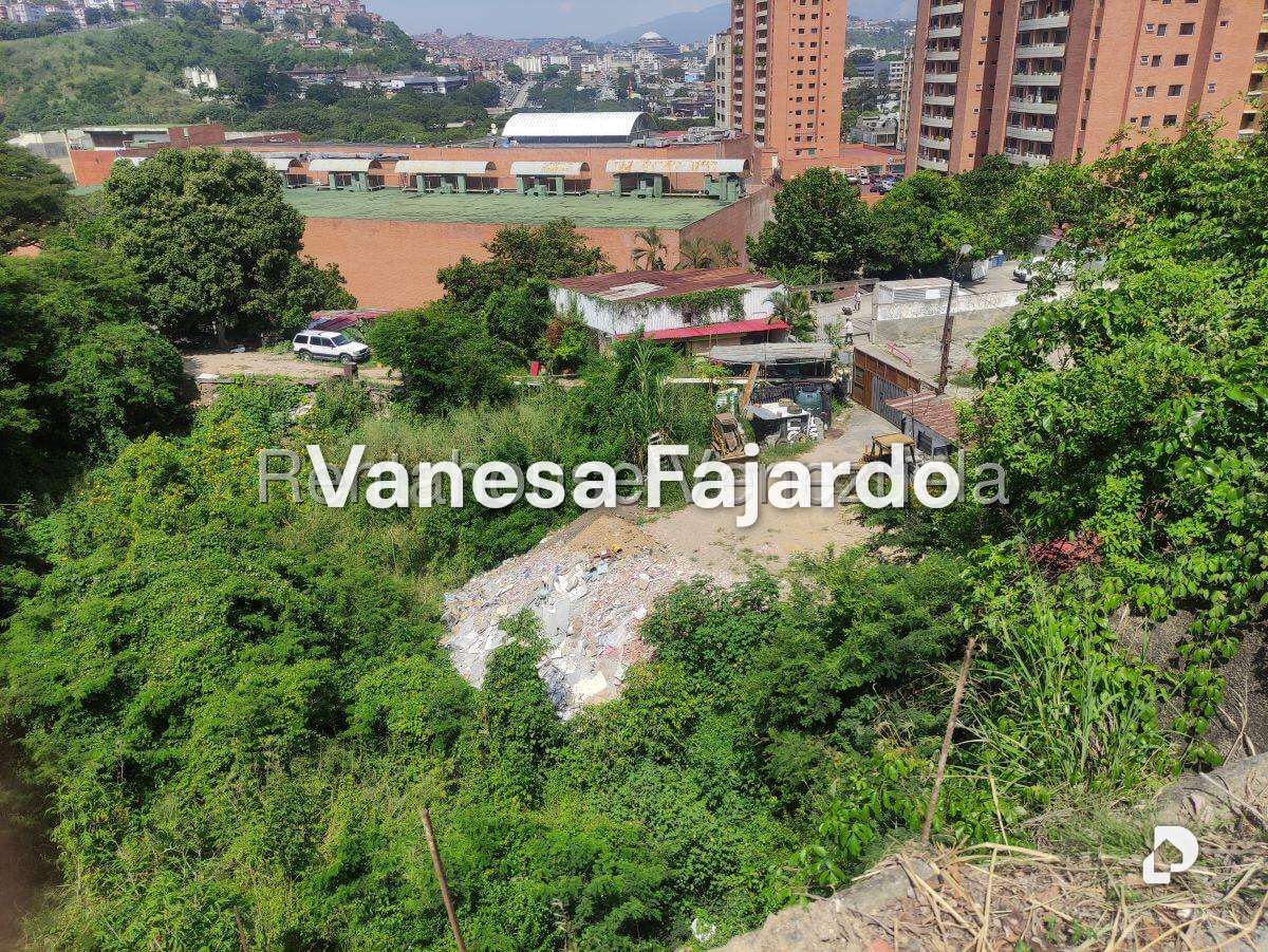 Terreno en Santa Mónica, Caracas – 7
