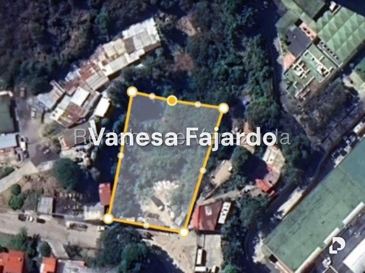 Terreno en Santa Mónica, Caracas – 1