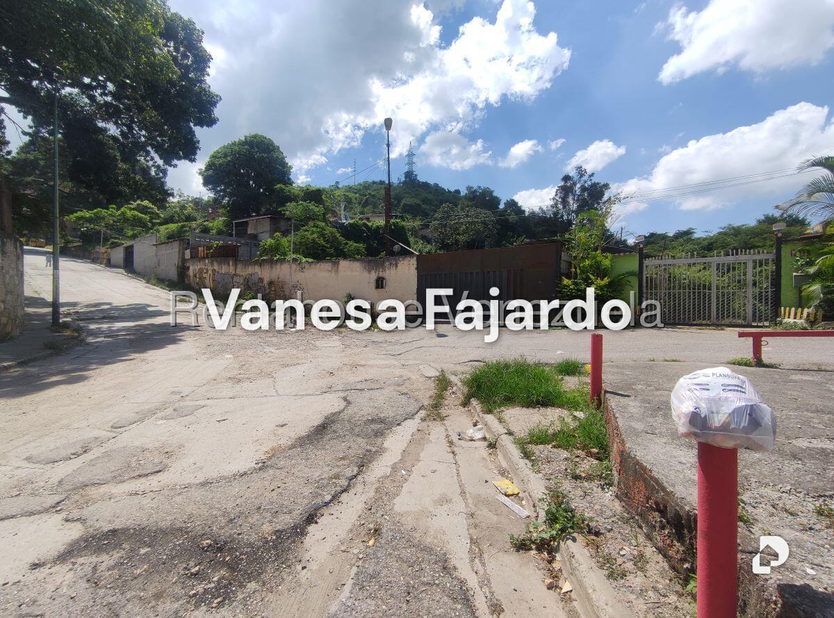 Terreno en Santa Mónica, Caracas – 4