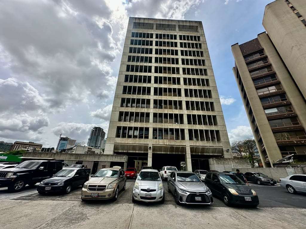 Oficina en Las Mercedes, Caracas - 1