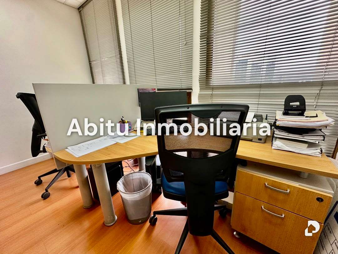 Oficina en Las Mercedes, Caracas – 4