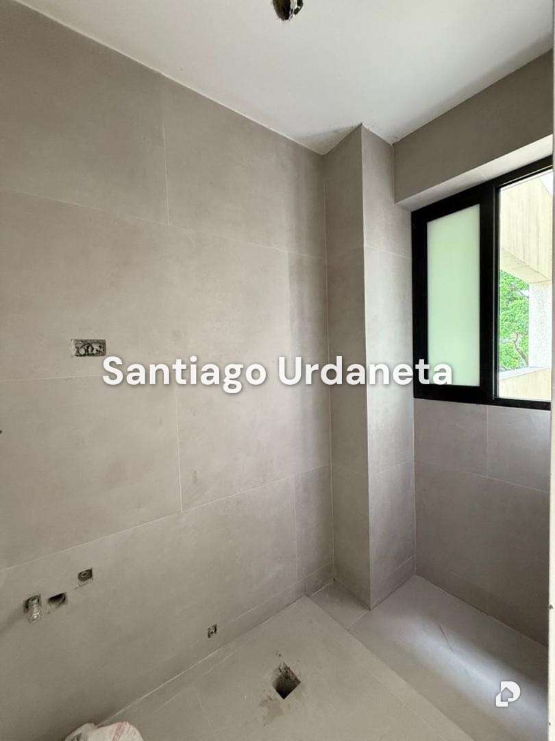 Apartamento en Los Palos Grandes, Caracas – 23