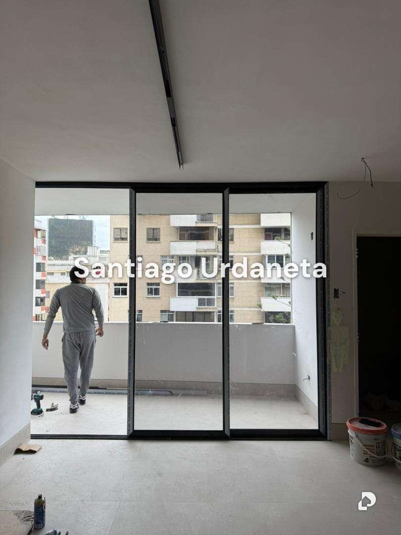 Apartamento en Los Palos Grandes, Caracas – 18