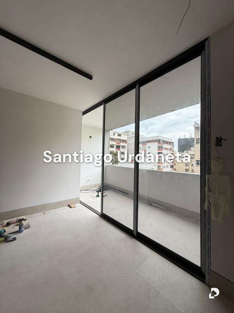 Apartamento en Los Palos Grandes, Caracas – 14
