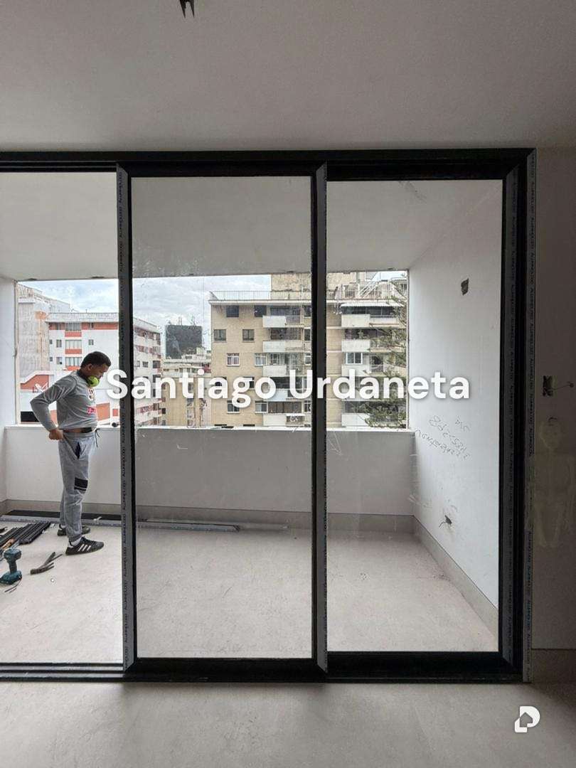 Apartamento en Los Palos Grandes, Caracas – 19