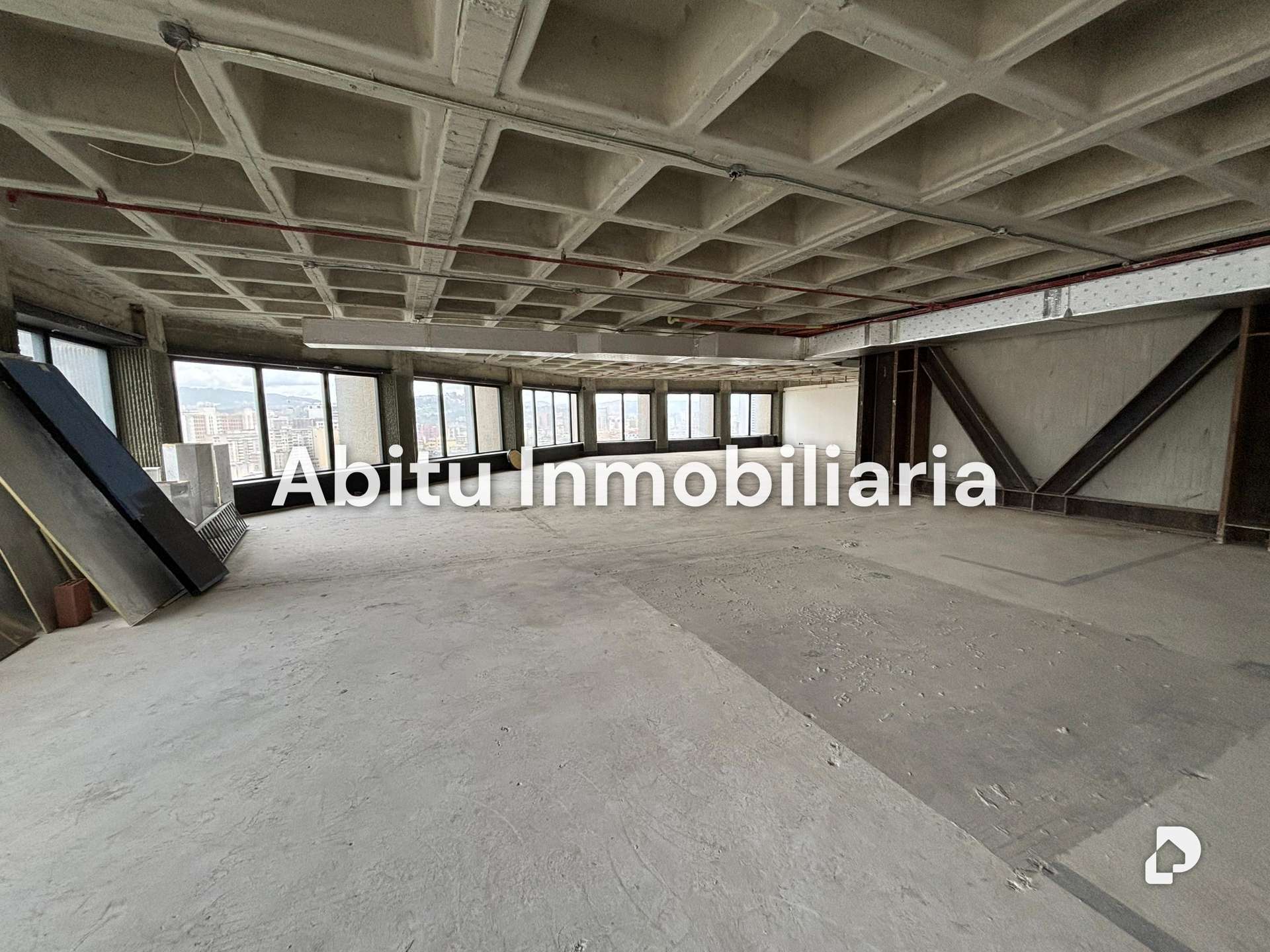 Oficina en La Castellana, Caracas – 8
