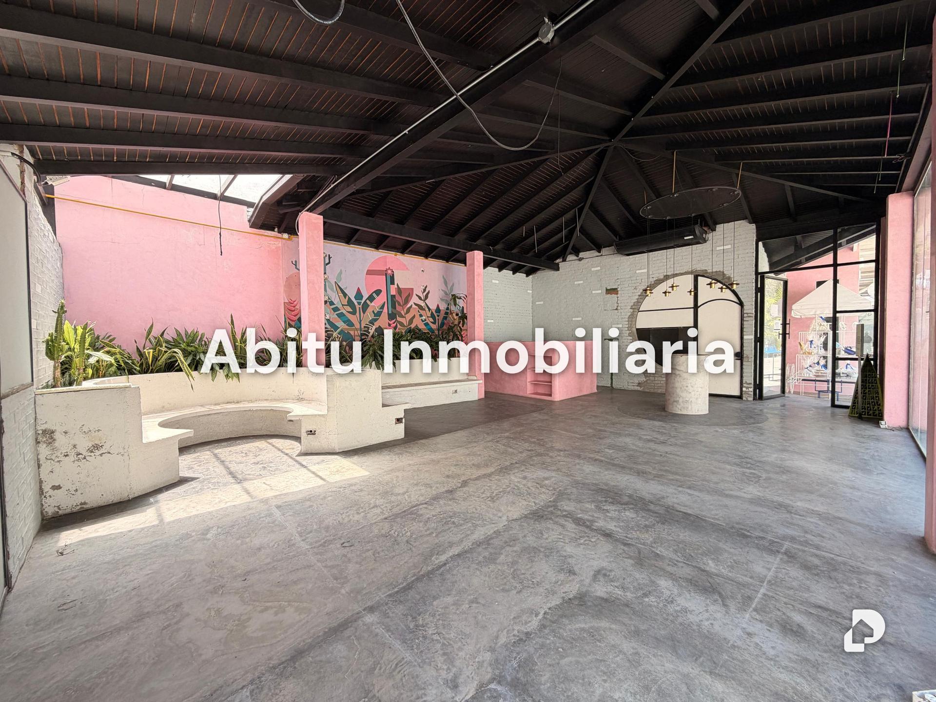 Local comercial en La Castellana, Caracas – 4
