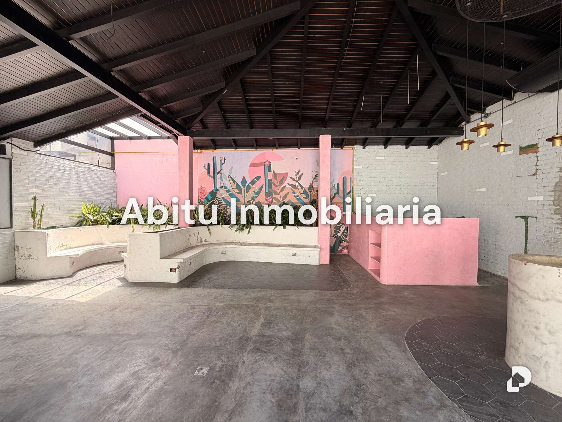Local comercial en La Castellana, Caracas – 3