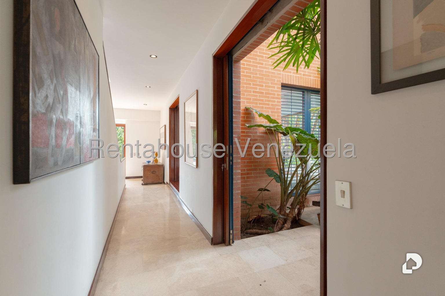 House in Alto Hatillo, Caracas – 16