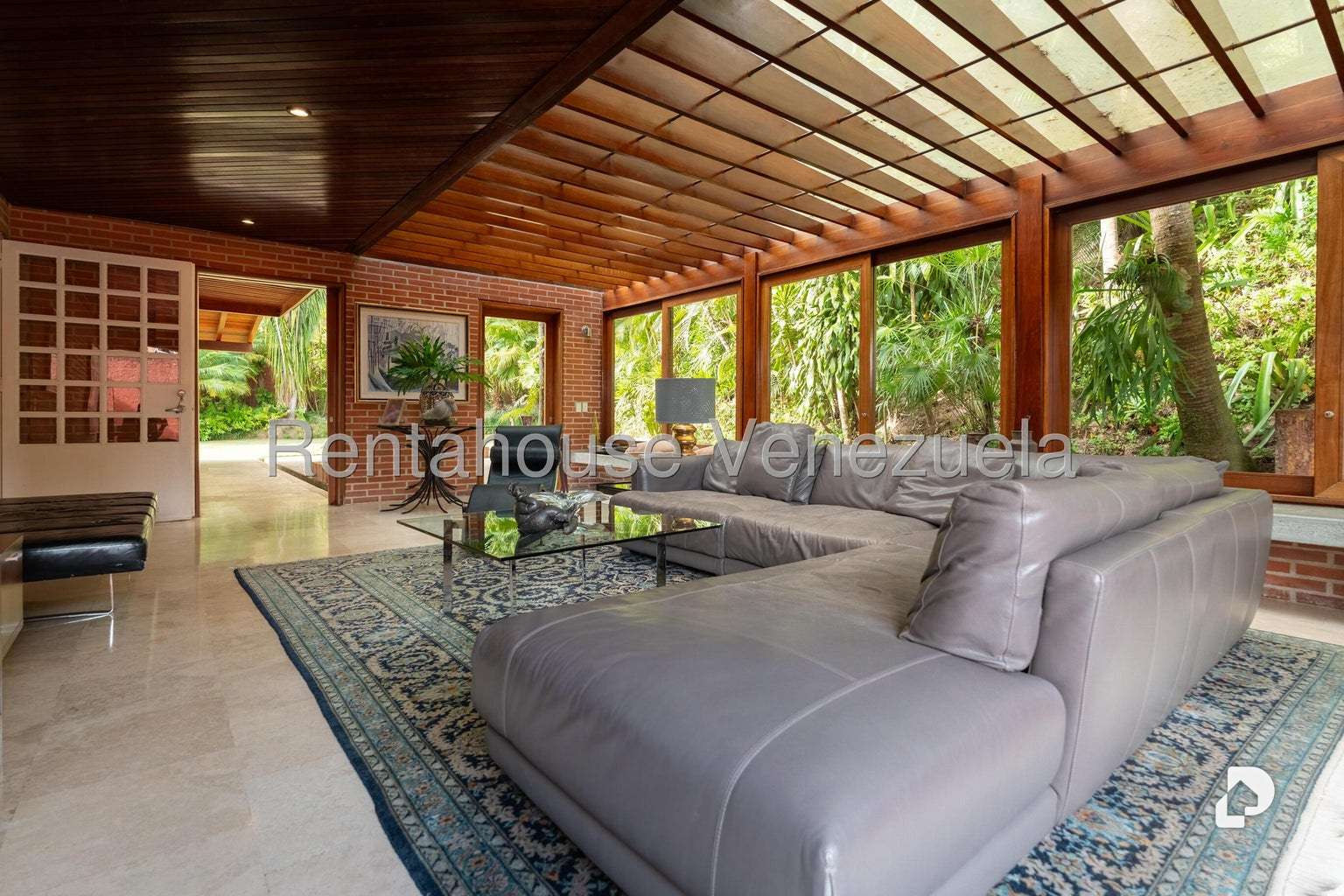 House in Alto Hatillo, Caracas – 37