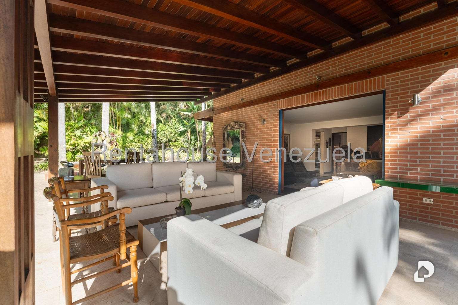 House in Alto Hatillo, Caracas – 24