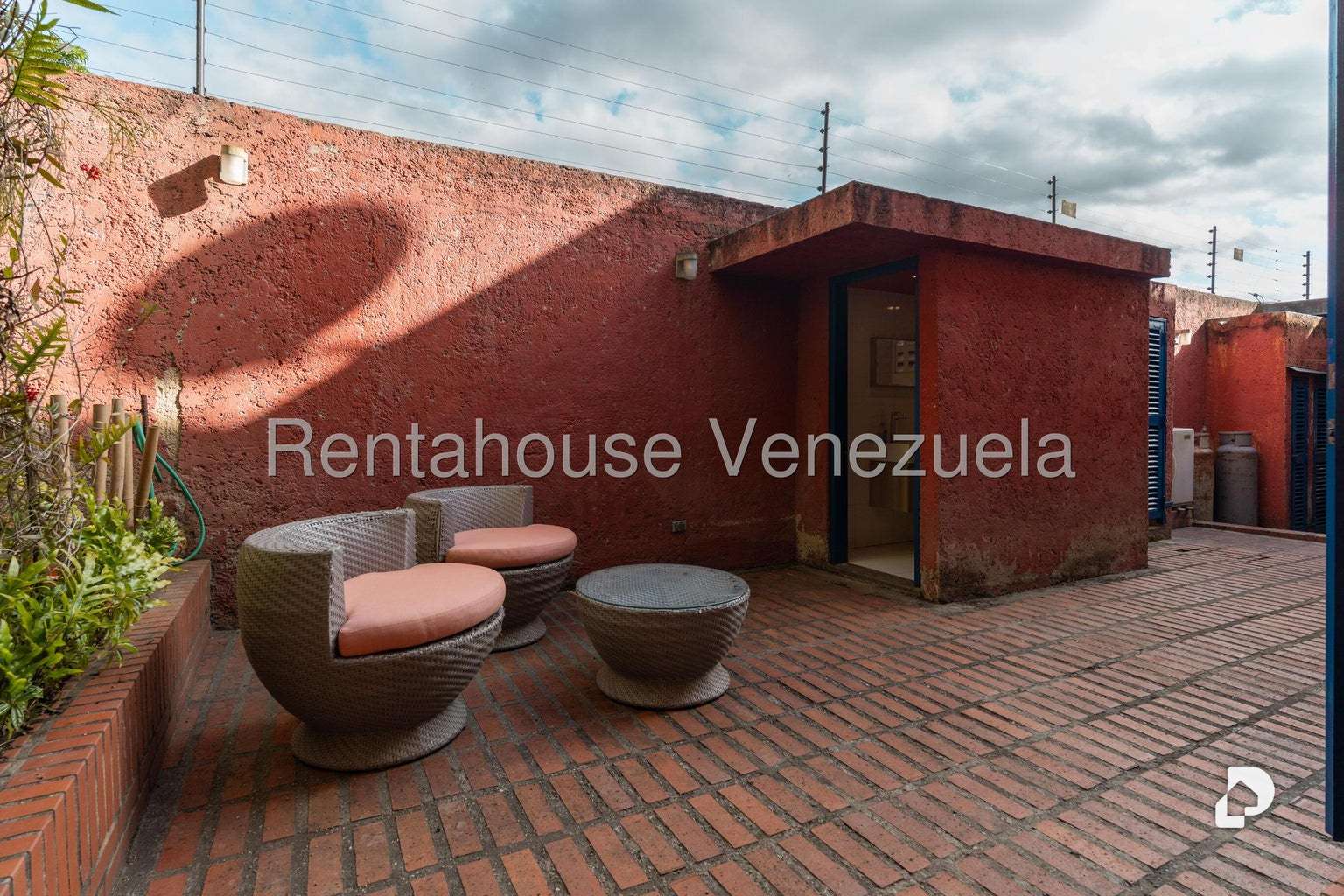 House in Alto Hatillo, Caracas – 39