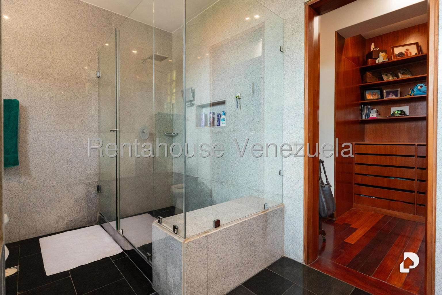 House in Alto Hatillo, Caracas – 70