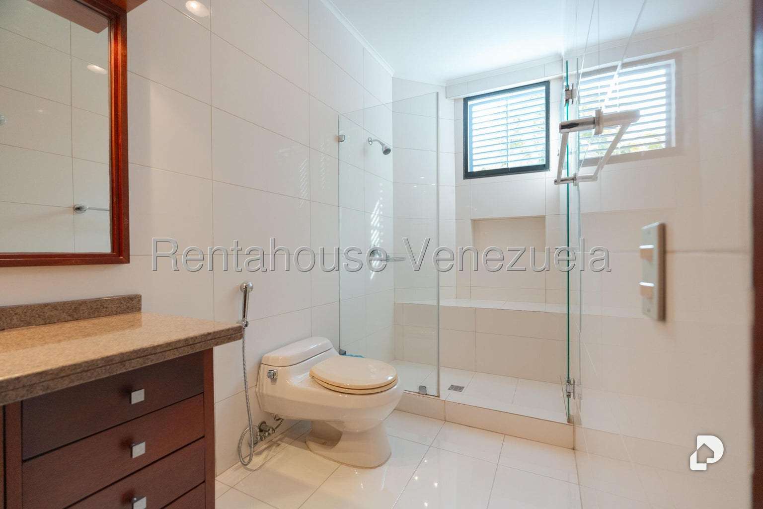 House in Alto Hatillo, Caracas – 58