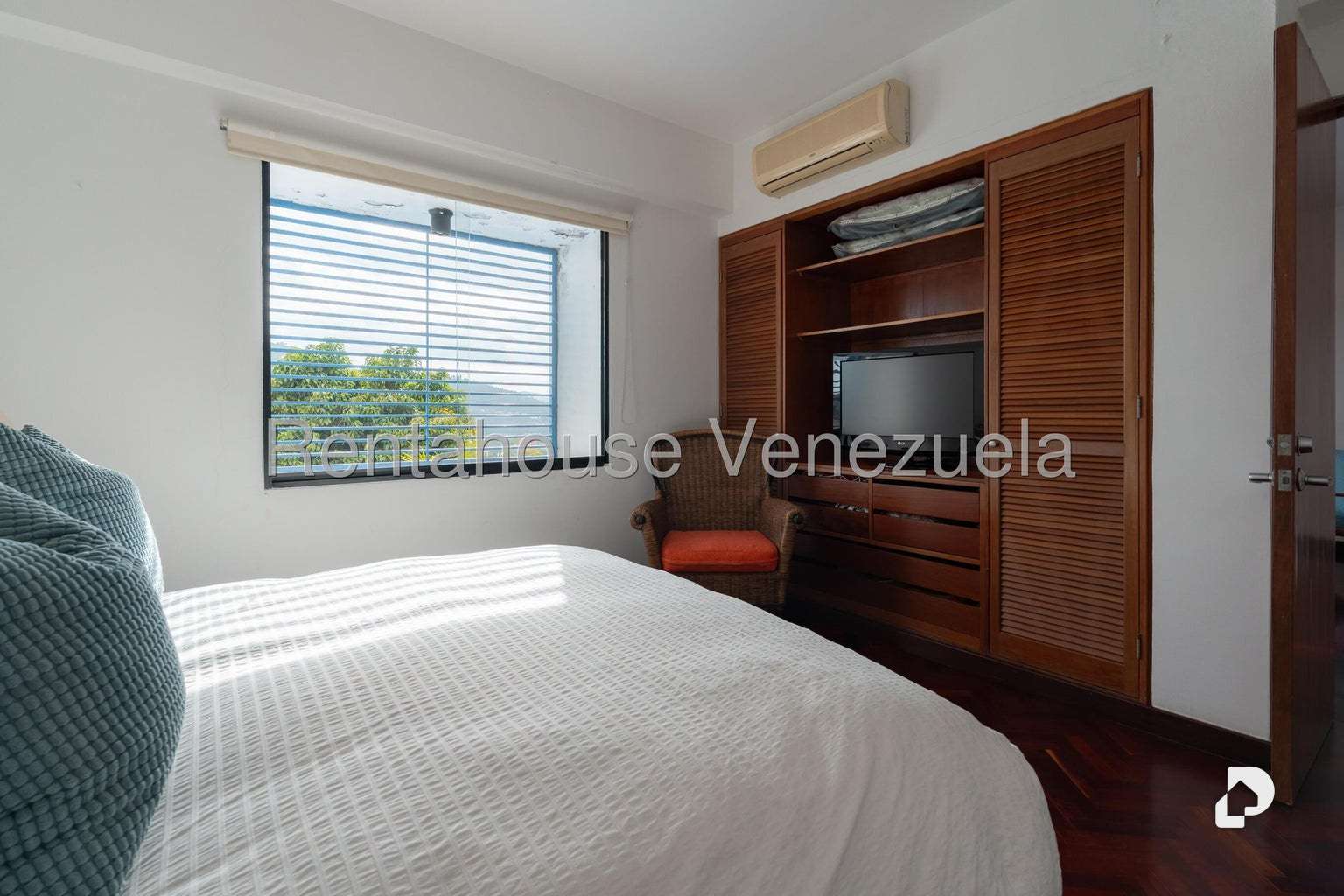 House in Alto Hatillo, Caracas – 48