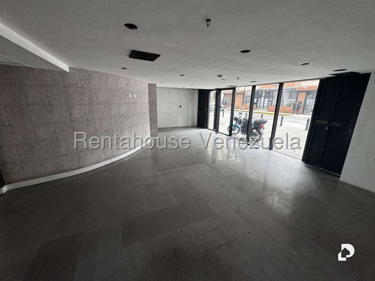 Local comercial en El Bosque, Caracas – 8