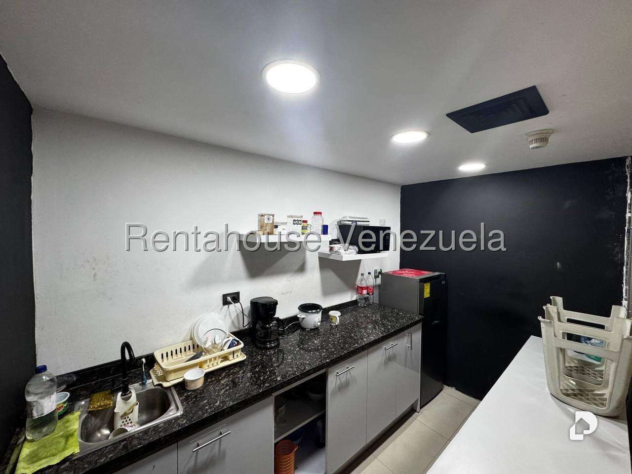 Local comercial en El Bosque, Caracas – 15