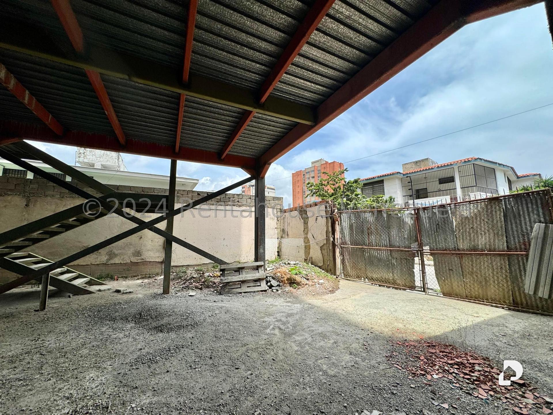 Local comercial en El Paraíso, Caracas – 5