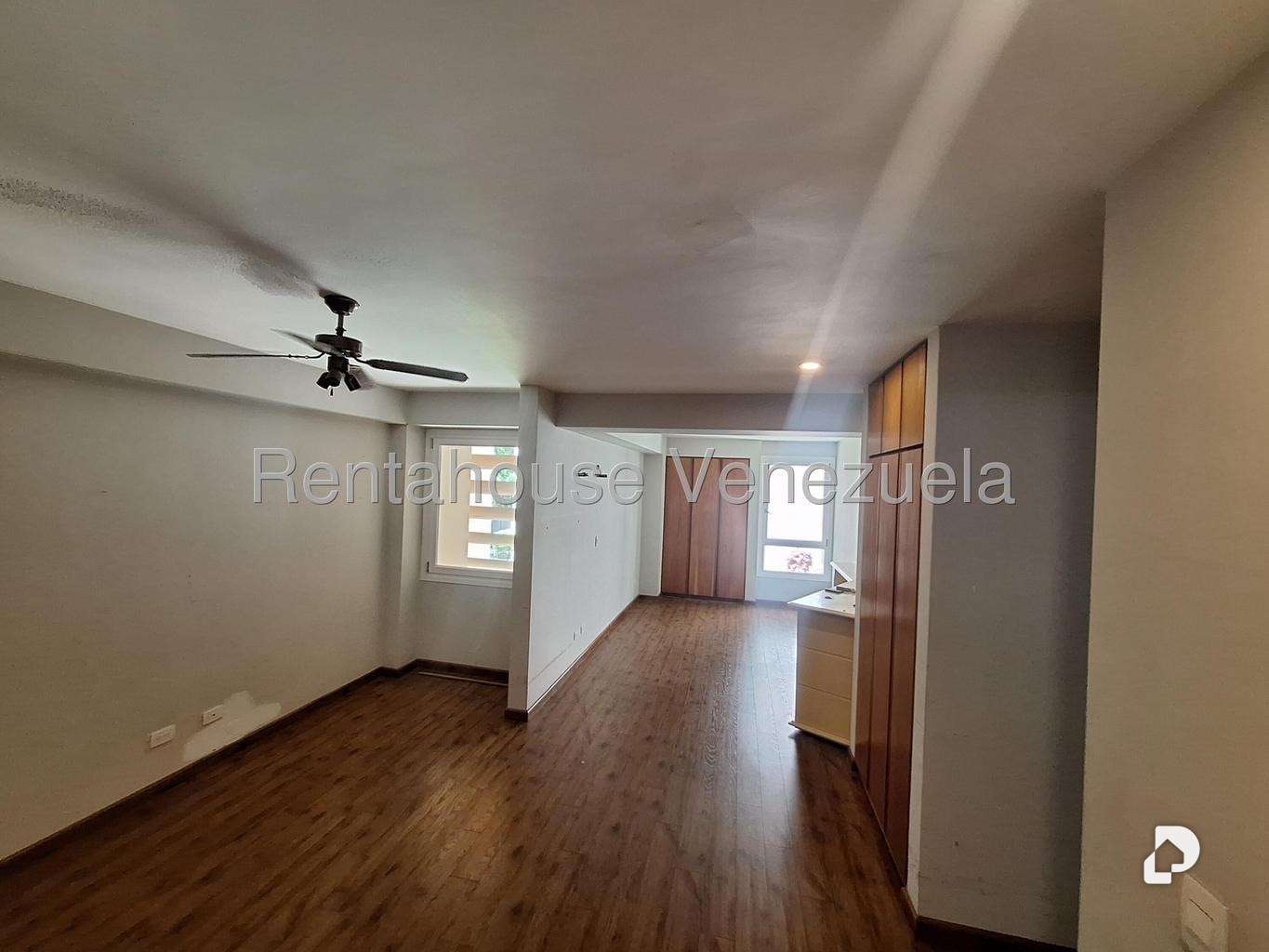 Apartamento en Lomas de Las Mercedes, Caracas – 10