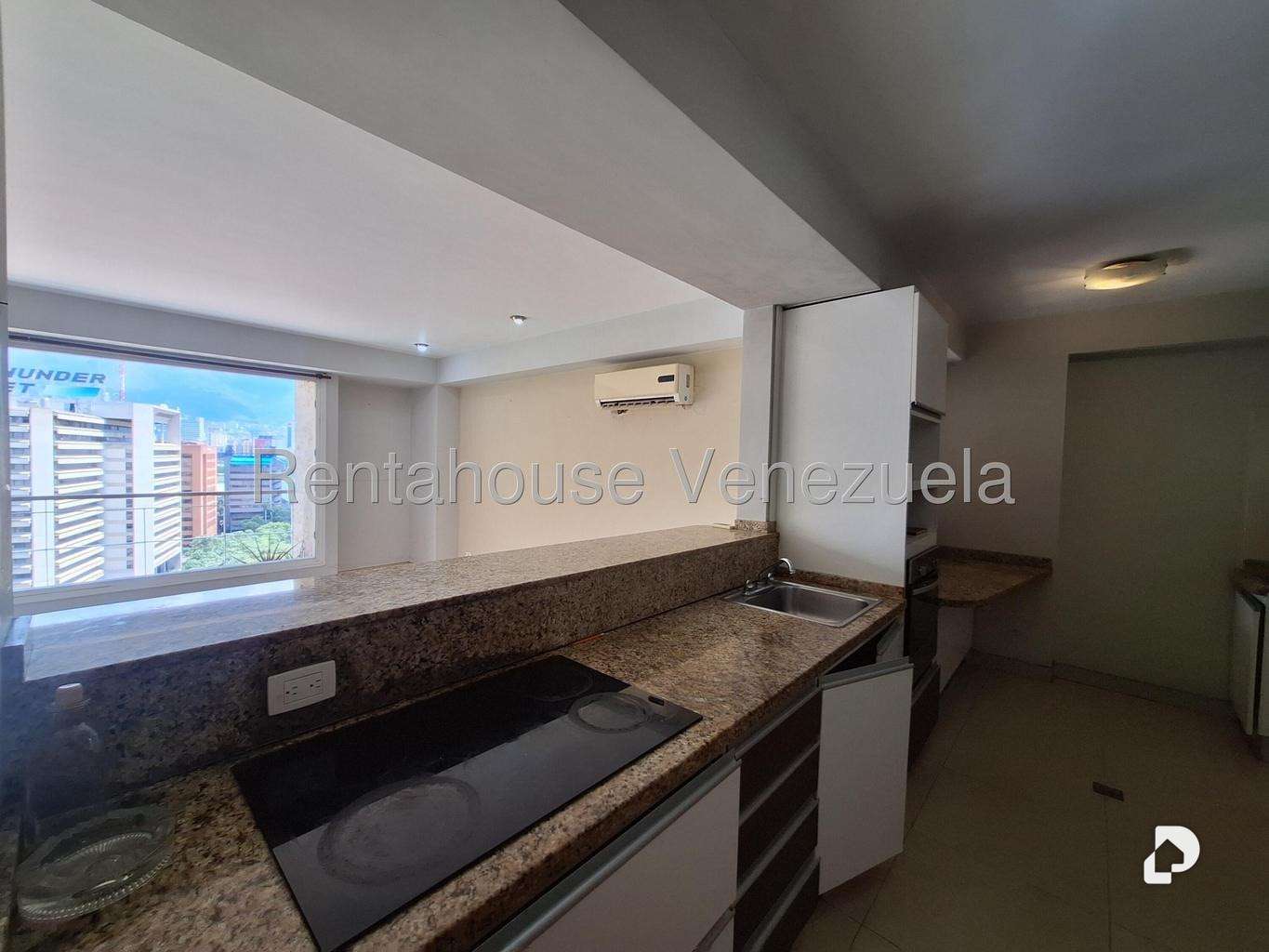 Apartamento en Lomas de Las Mercedes, Caracas – 13
