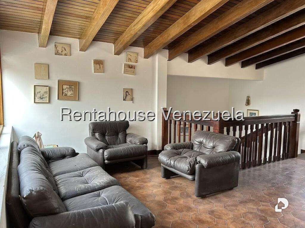 Casa en Santa Paula, Caracas – 14