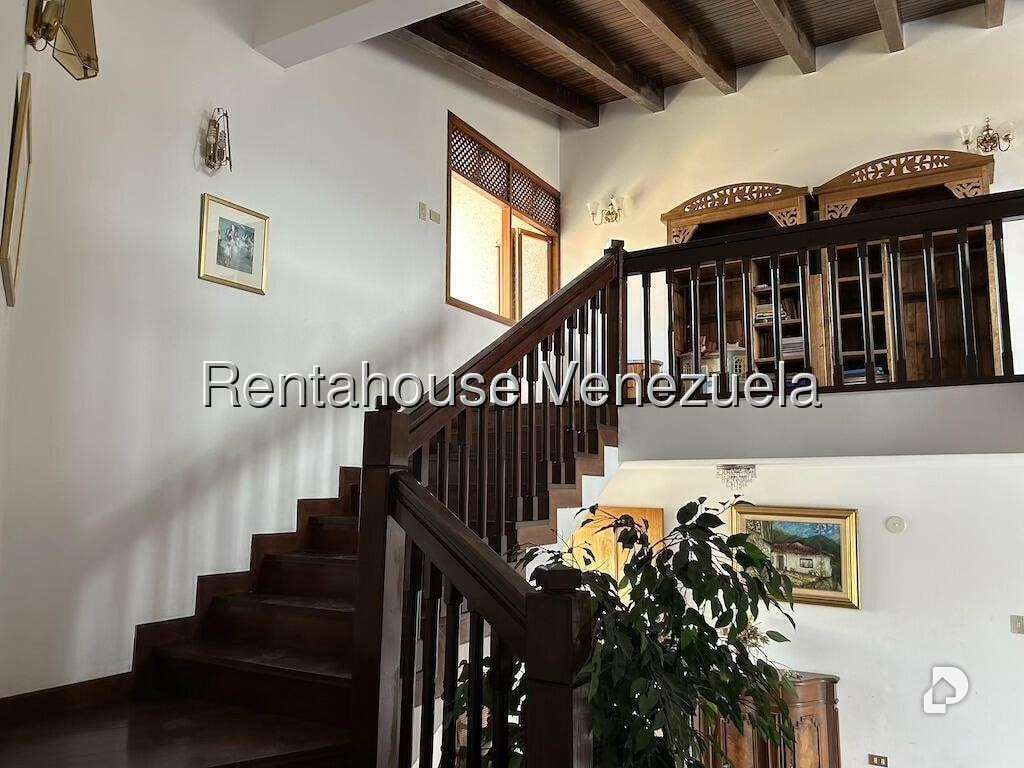 Casa en Santa Paula, Caracas – 13