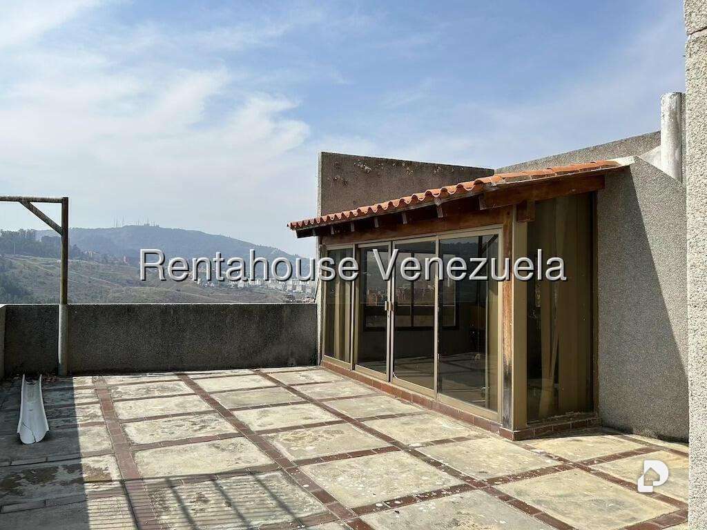 Casa en Santa Paula, Caracas – 32