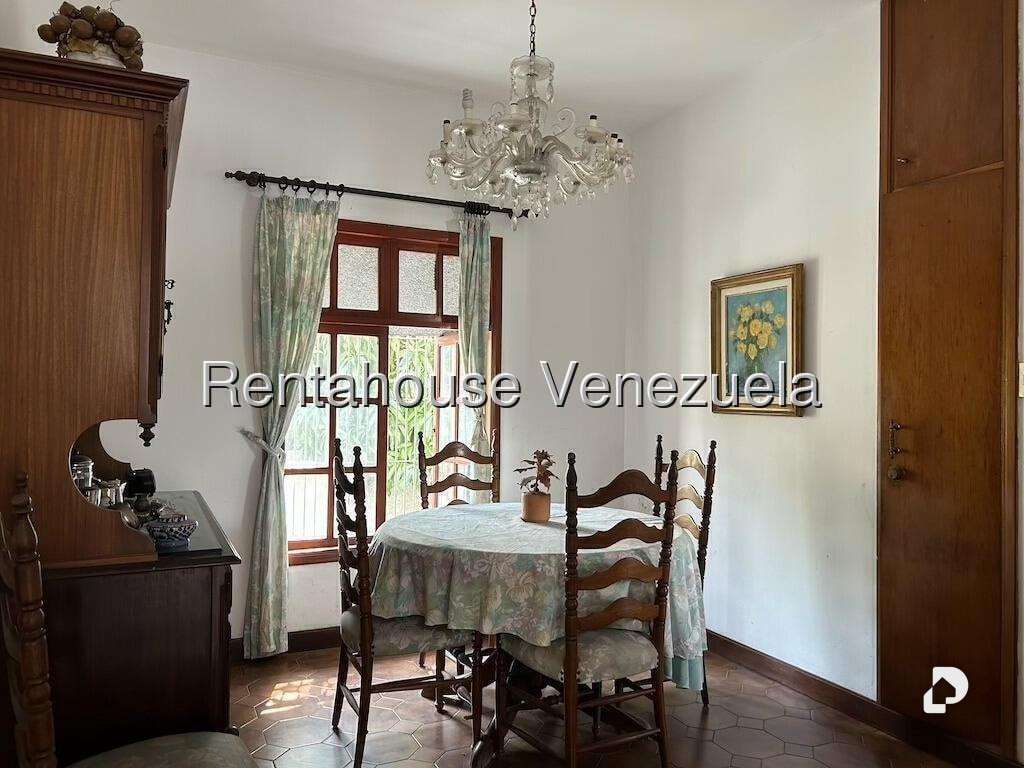 Casa en Santa Paula, Caracas – 11