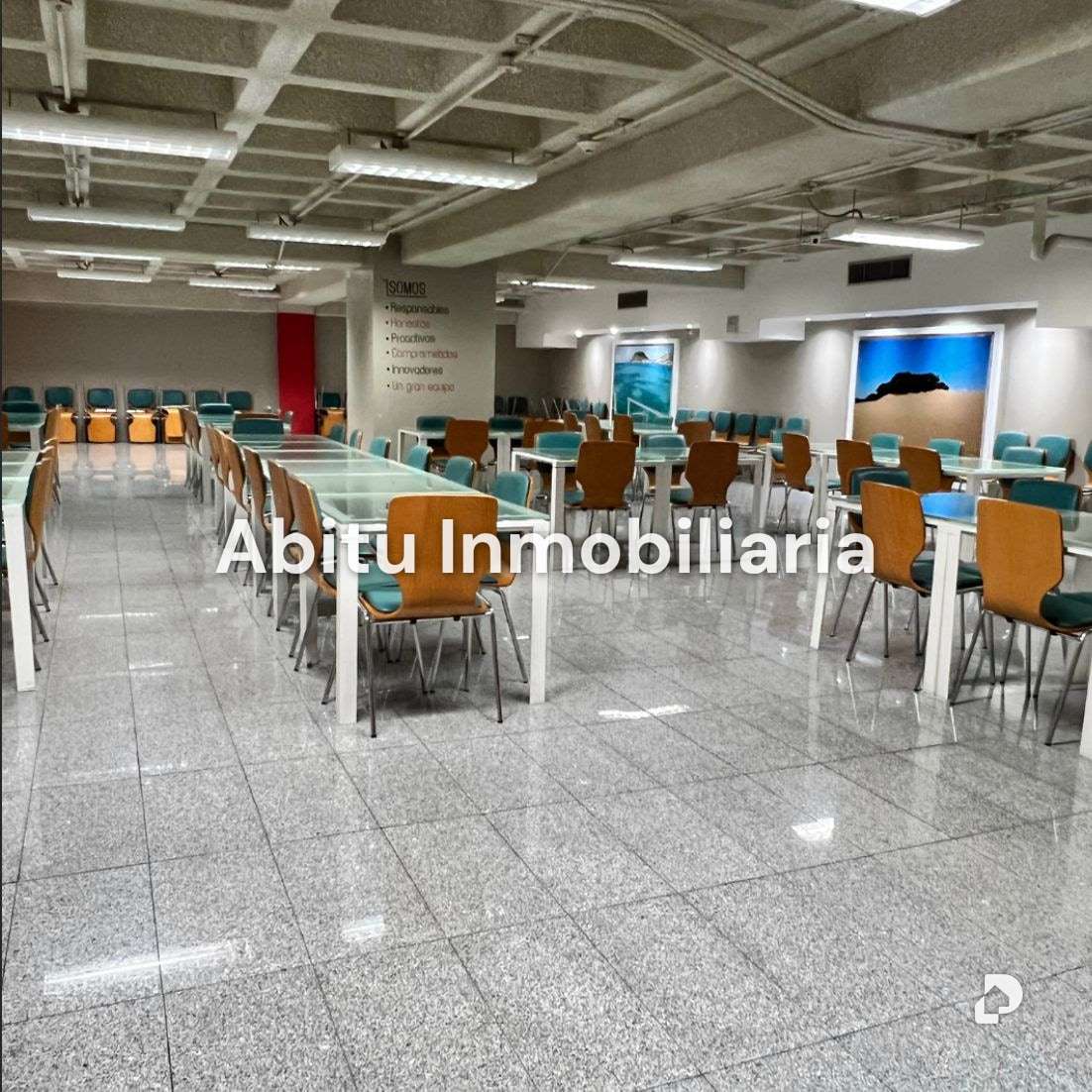 Building in Boleíta Norte, Caracas – 15