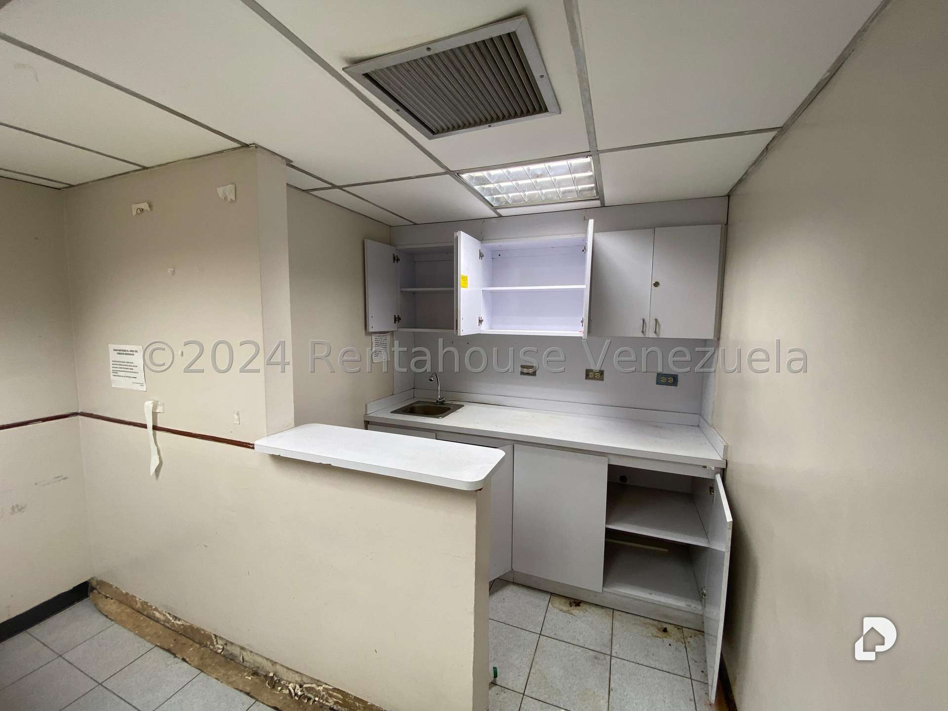Local comercial en San Bernardino, Caracas – 18
