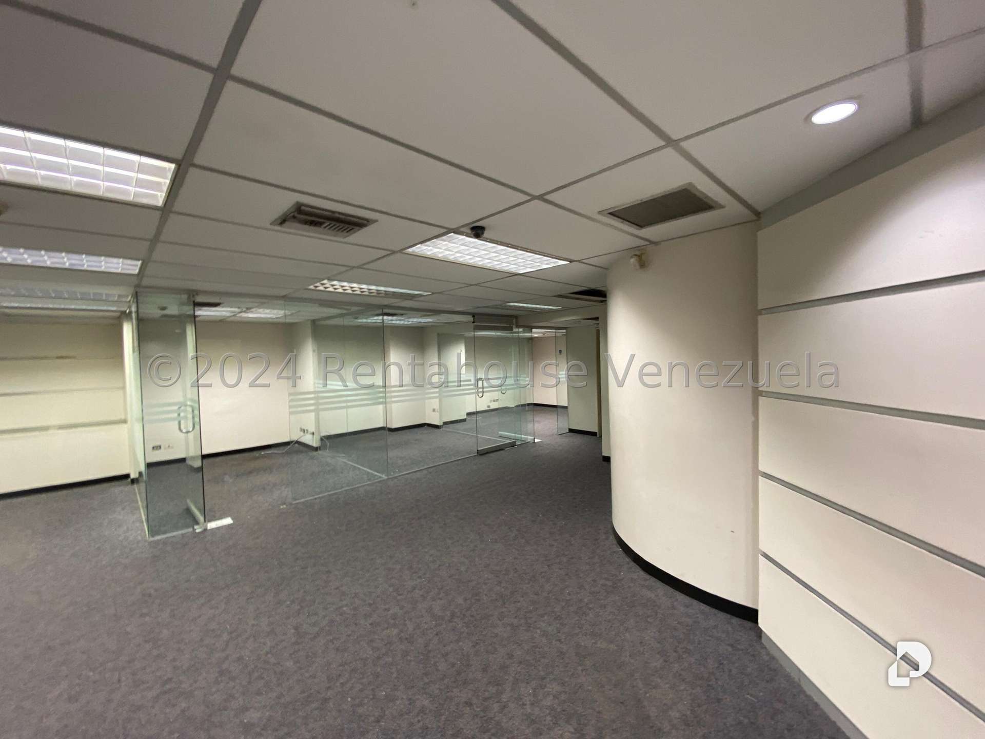 Local comercial en San Bernardino, Caracas – 12