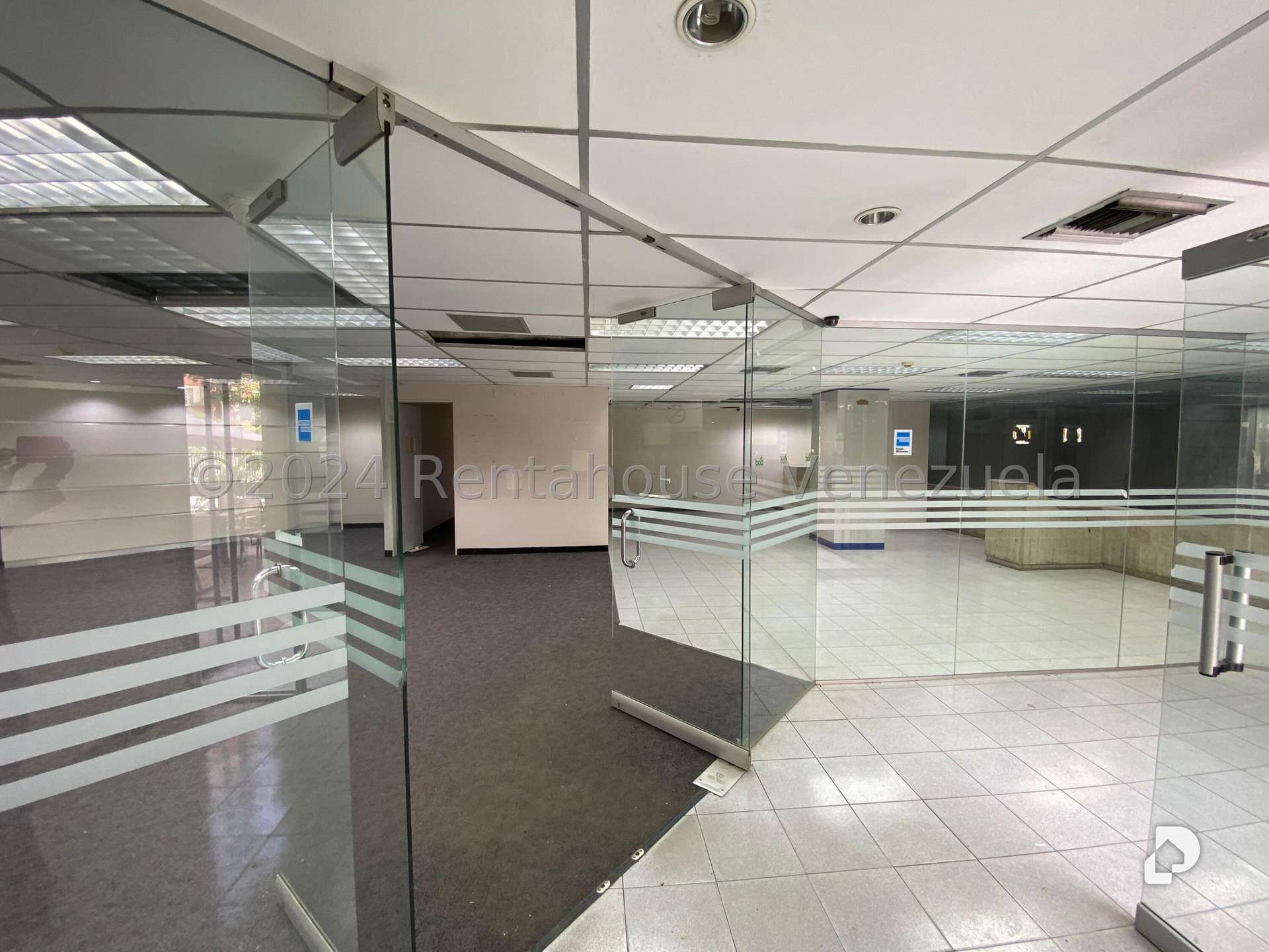 Local comercial en San Bernardino, Caracas – 9