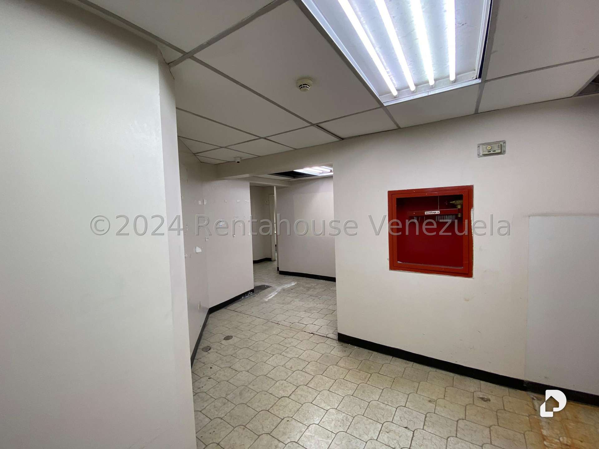 Local comercial en San Bernardino, Caracas – 17