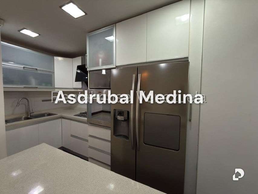 Apartamento en La Boyera, Caracas – 4