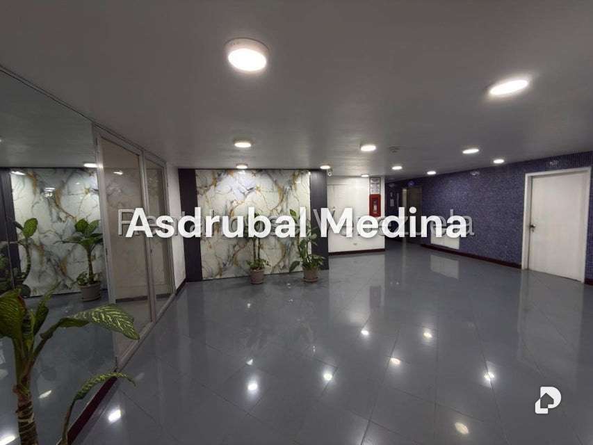 Apartamento en La Boyera, Caracas – 2