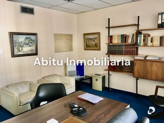 Oficina en Altamira, Caracas – 9