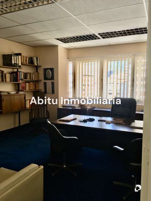 Oficina en Altamira, Caracas – 8