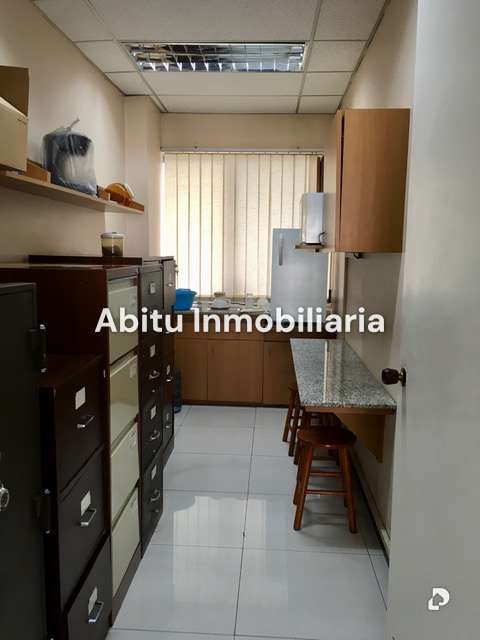 Oficina en Altamira, Caracas – 11