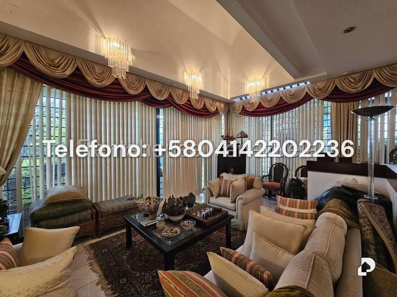 Casa en Alto Prado, Caracas – 13