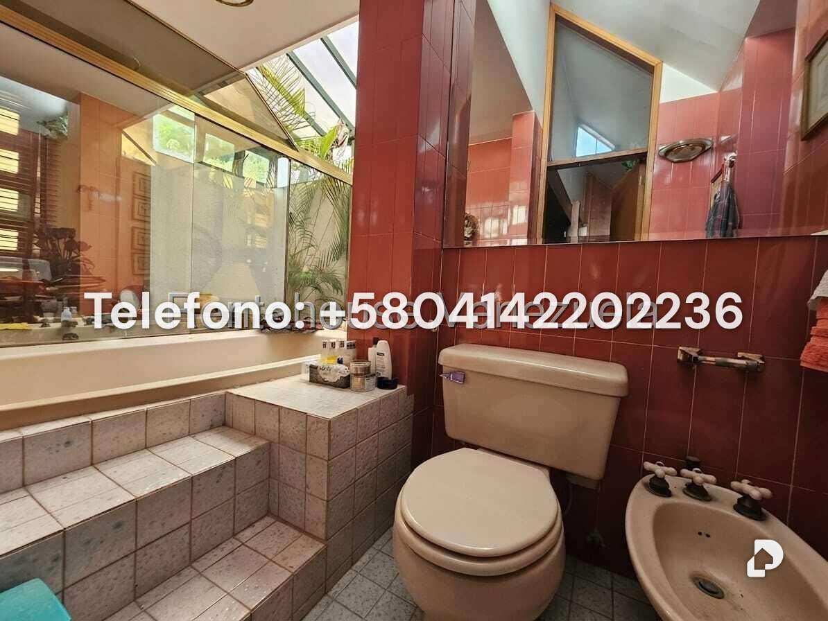 Casa en Alto Prado, Caracas – 32